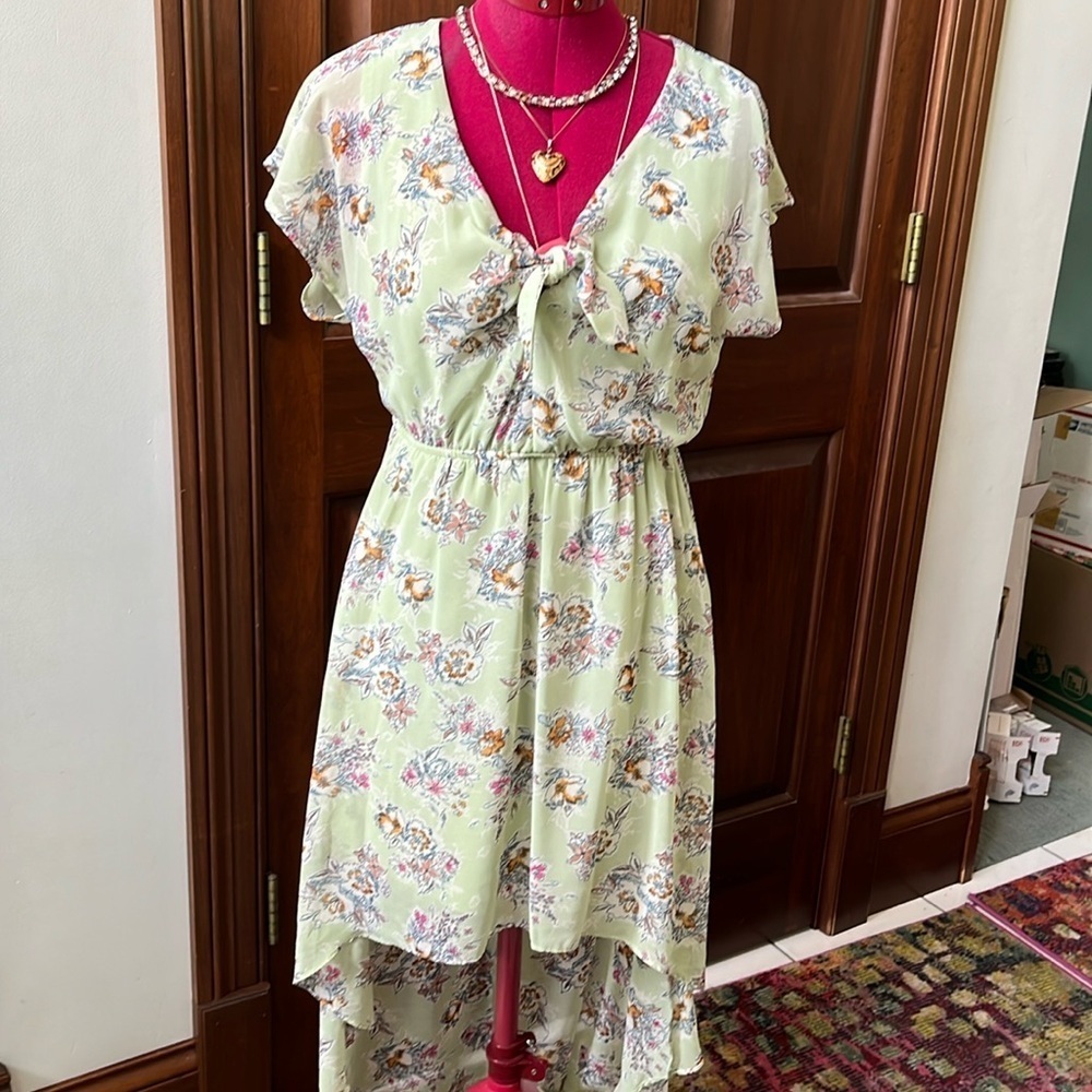As U Wish  Sheer Overlay V-neck cap sleeve dress  mini to Maxi  Sage NWOT Size S - Picture 2 of 16